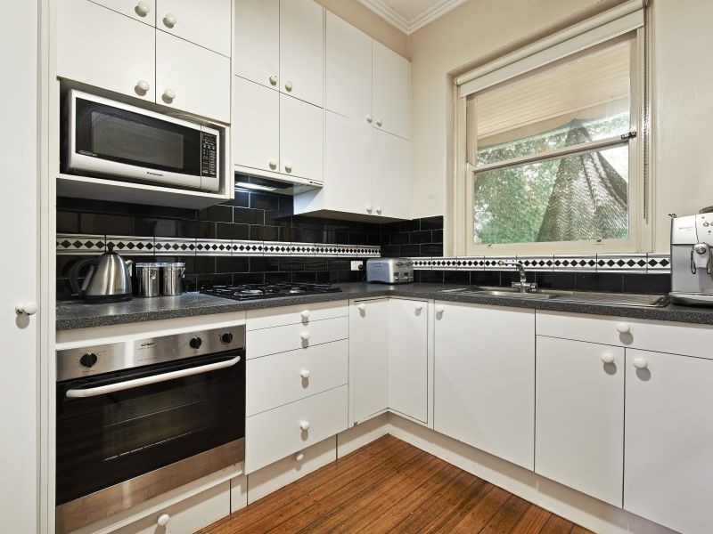 12 Peate Avenue, Glen Iris VIC 3146