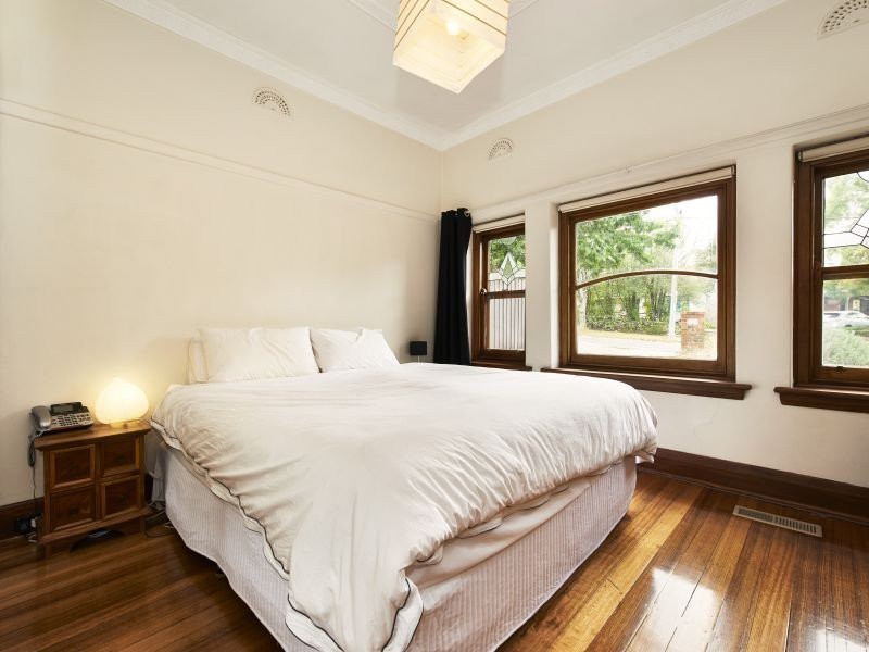 12 Peate Avenue, Glen Iris VIC 3146