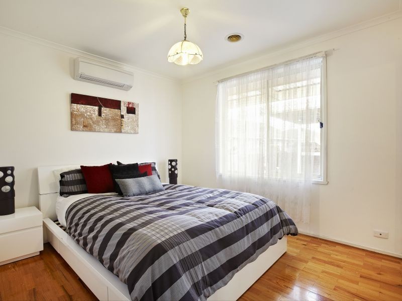 2/32 Melinga Crescent, Chadstone VIC 3148