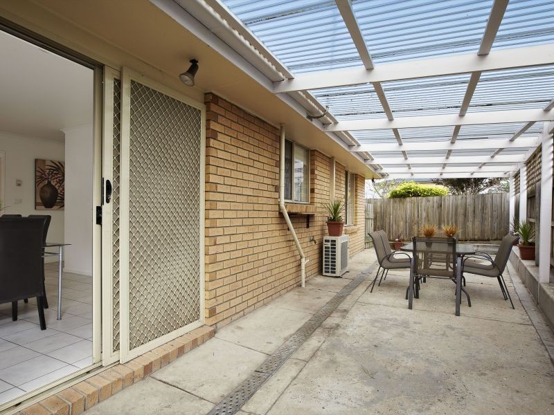 2/32 Melinga Crescent, Chadstone VIC 3148