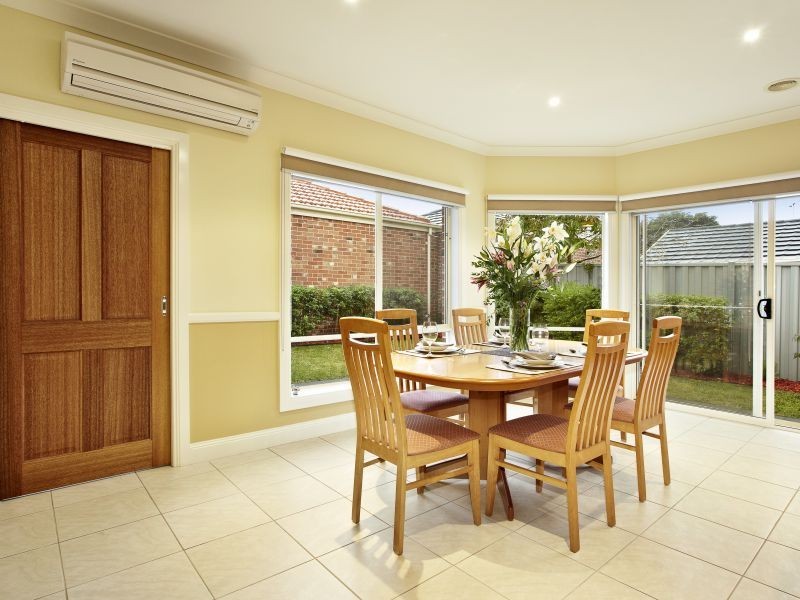 4/35 Leopold Street, Burwood VIC 3125