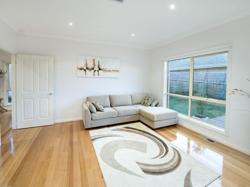 12A Aisbett Avenue, Camberwell VIC 3124