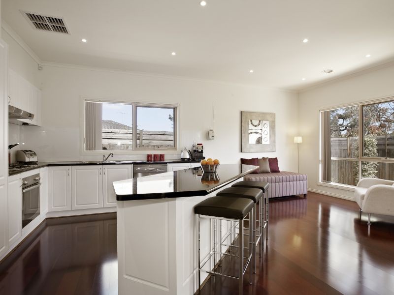 2B Patterson Avenue, Burwood VIC 3125