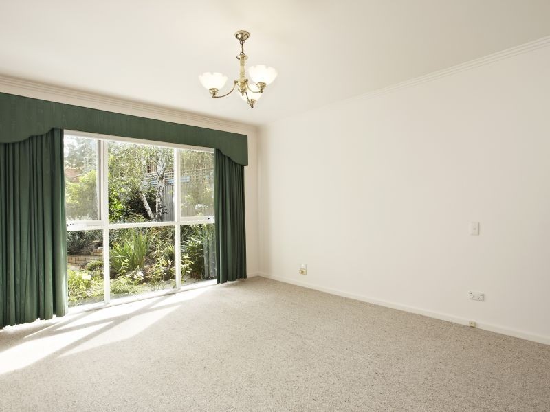 18 Pine Avenue, Camberwell VIC 3124