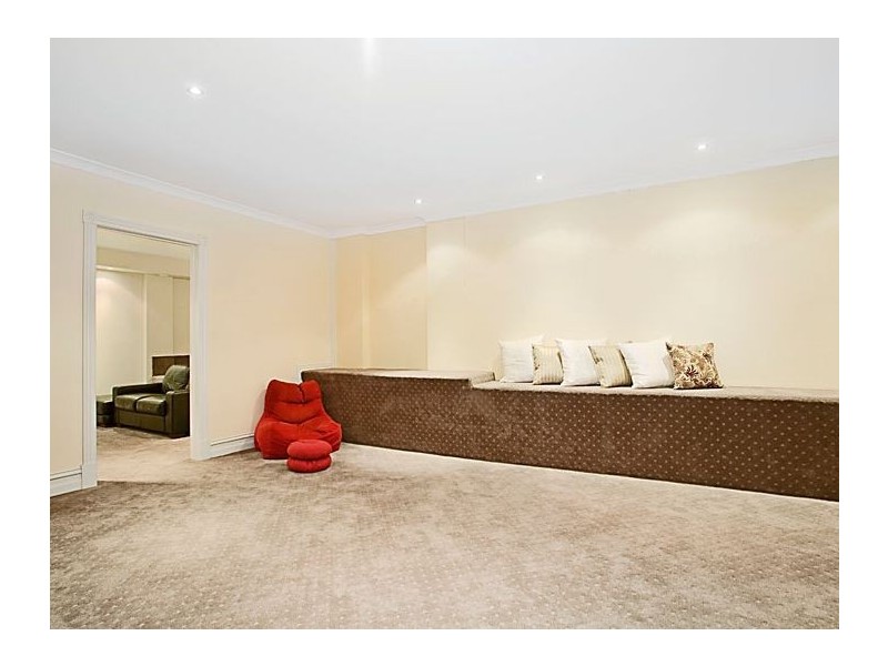 17 Viewbank Road, Mount Waverley VIC 3149