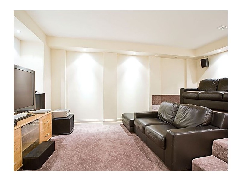 17 Viewbank Road, Mount Waverley VIC 3149