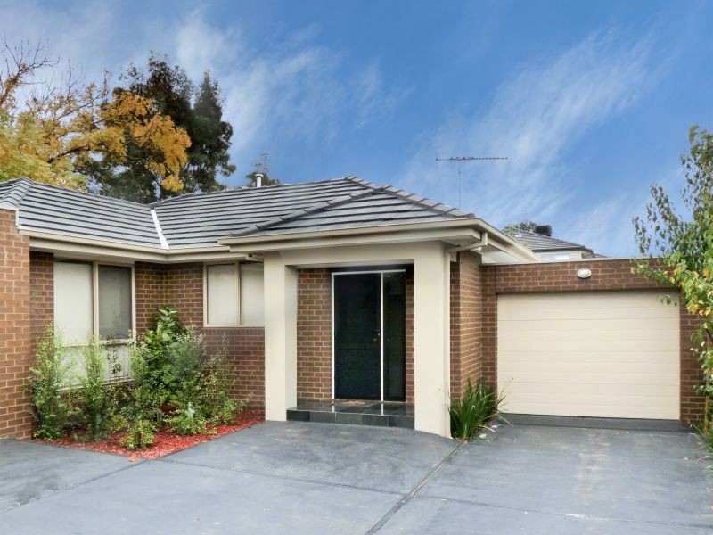 2/21 Haig Street, Burwood VIC 3125