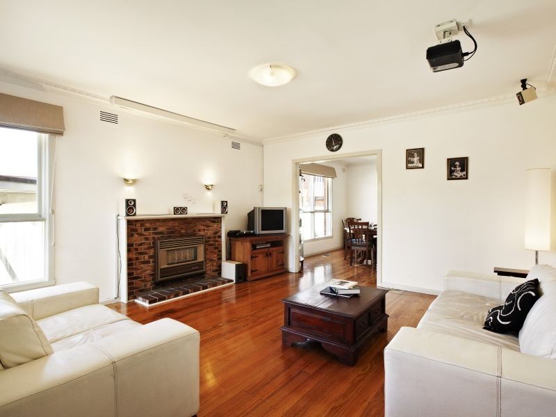 1/27 Chestnut Street, Surrey Hills VIC 3127