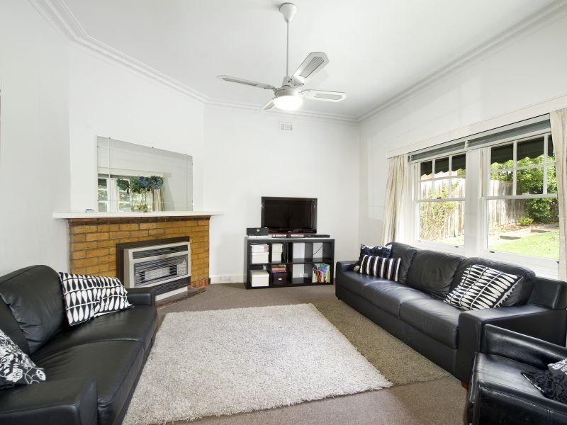 54 Spencer Road, Camberwell VIC 3124