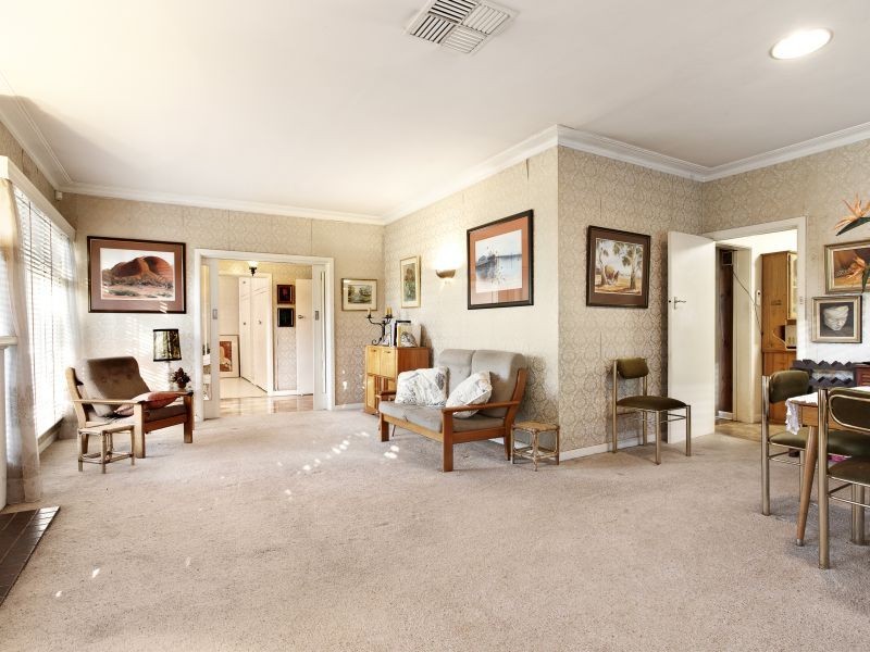 102 Warrigal Road, Surrey Hills VIC 3127