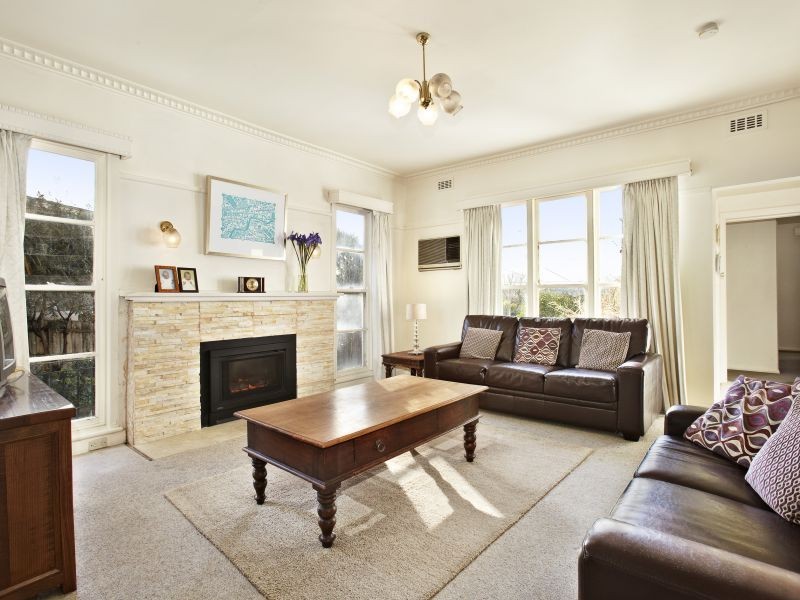 33 Harrison Avenue, Burwood VIC 3125