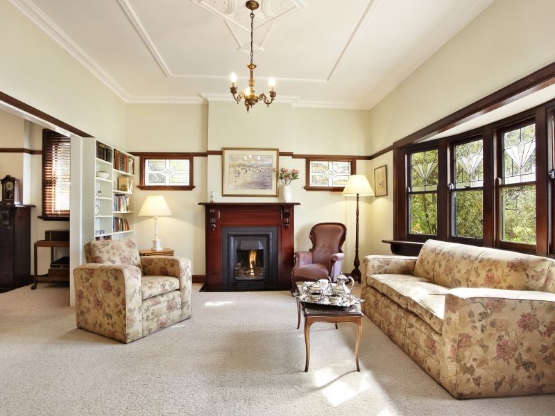 18 Braeside Avenue, Camberwell VIC 3124