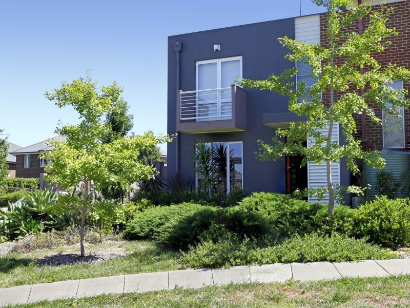 11 Ewart Lane, Burwood VIC 3125