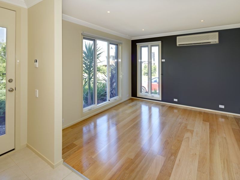 11 Ewart Lane, Burwood VIC 3125