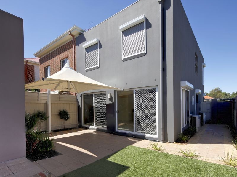 11 Ewart Lane, Burwood VIC 3125