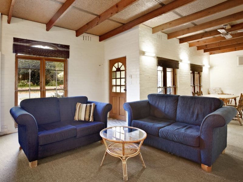 902 Burke Road, Canterbury VIC 3126