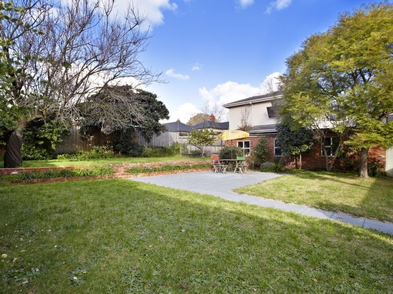 902 Burke Road, Canterbury VIC 3126