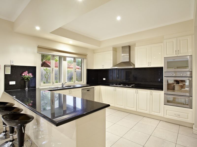 12 Simpson Street, Kew VIC 3101