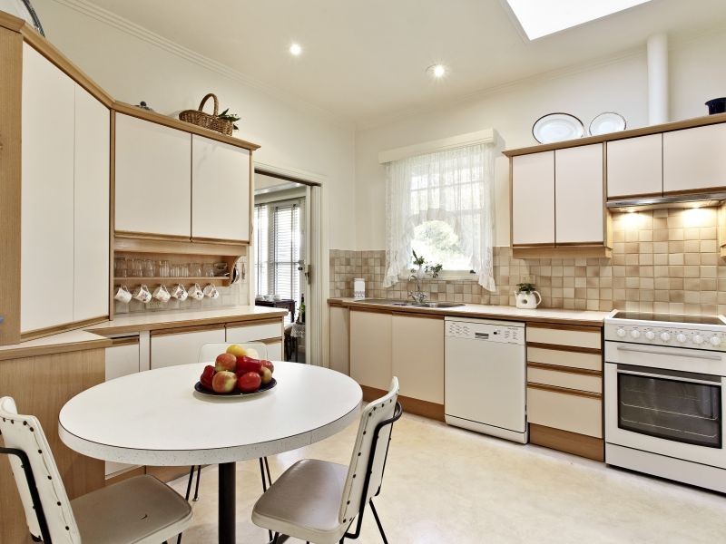 32 Wingan Avenue, Camberwell VIC 3124