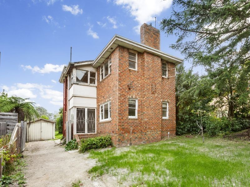 122 Warrigal Road, Camberwell VIC 3124