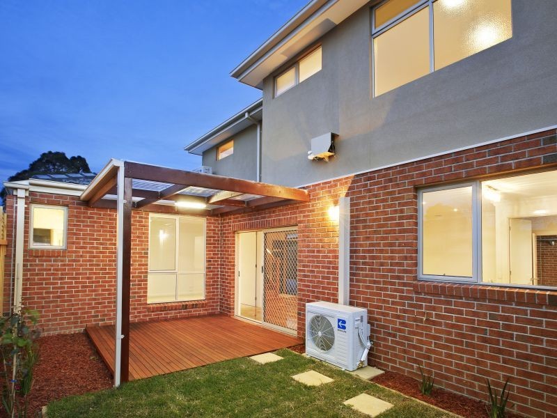 2 & 3/22 Scott Grove, Burwood VIC 3125