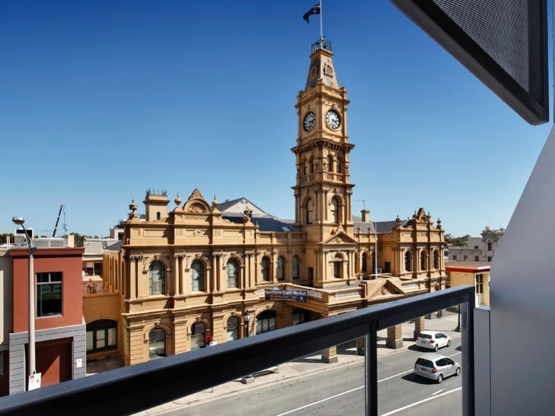 221/367 Burwood Rd, Hawthorn VIC 3122