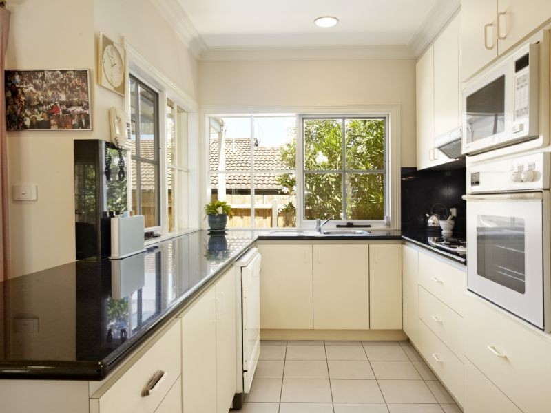 1/35 Iris Road, Glen Iris VIC 3146