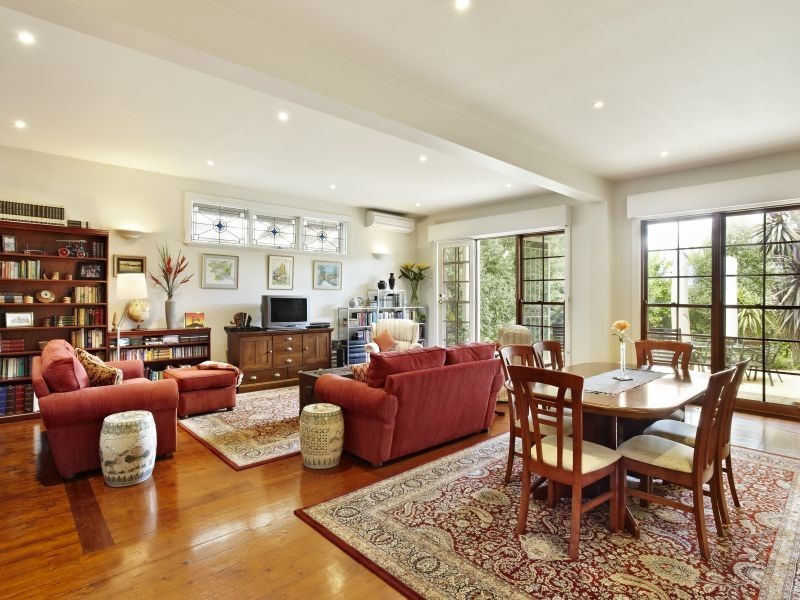 1A Radnor Street, Camberwell VIC 3124