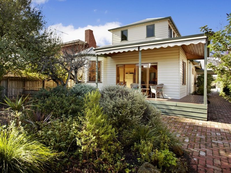 13 Tanner Grove, Northcote VIC 3070