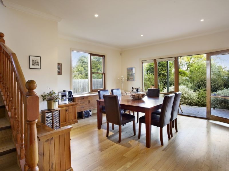 13 Tanner Grove, Northcote VIC 3070