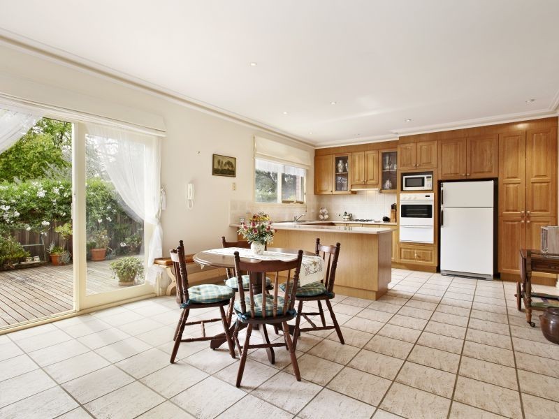 2/27 Grandview Avenue, Glen Iris VIC 3146