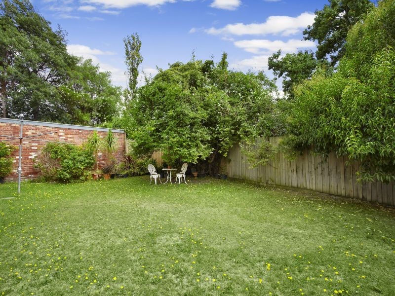 2/153 High Street, Ashburton VIC 3147