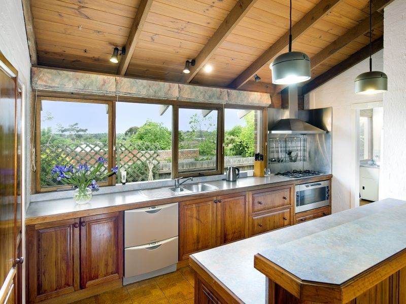 46 Hillside Parade, Glen Iris VIC 3146