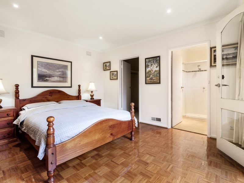 2/14 Alma Street, Malvern East VIC 3145