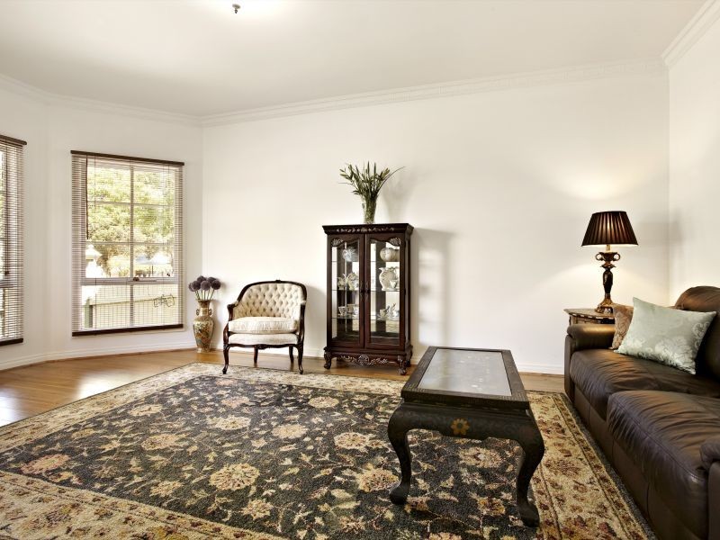 1 Cadow Street, Kew East VIC 3102