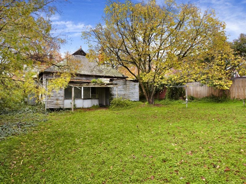 43 Wattle Valley Road, Canterbury VIC 3126