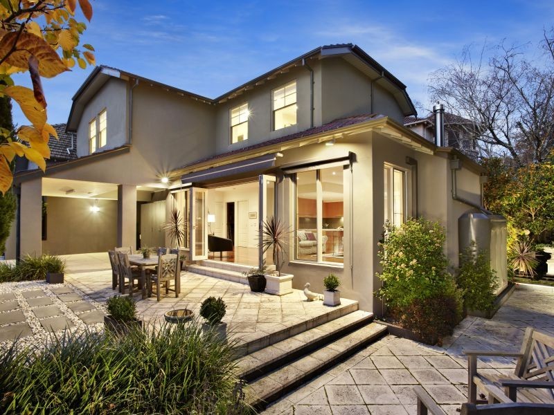 16 Maysia Street, Canterbury VIC 3126