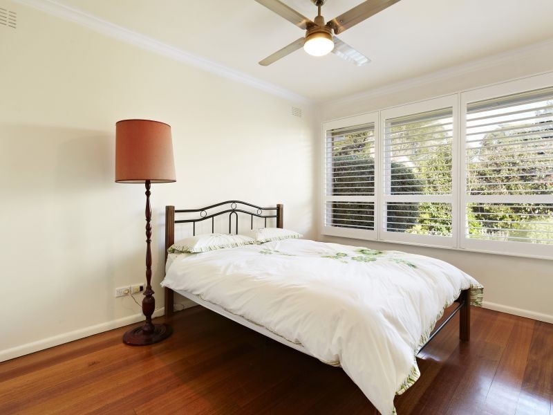 2/17 Iris Road, Glen Iris VIC 3146