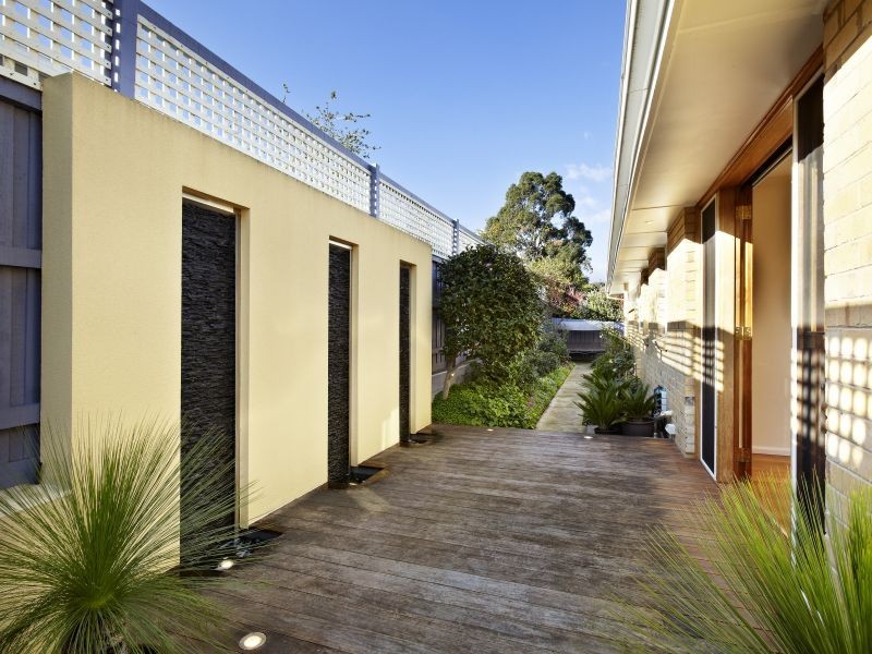 2/17 Iris Road, Glen Iris VIC 3146