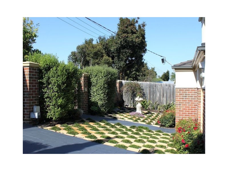 30 Lomond Street, Glen Iris VIC 3146