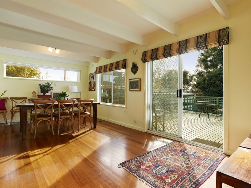 1 Murray Drive, Burwood VIC 3125
