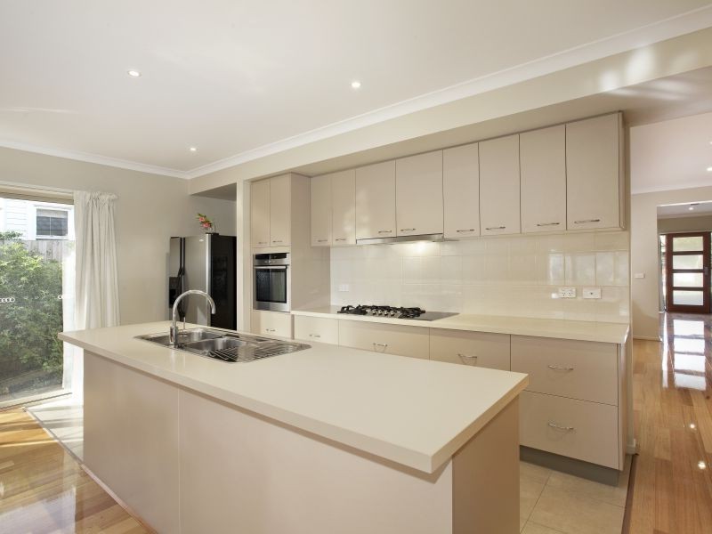 53 Roslyn Street, Burwood VIC 3125