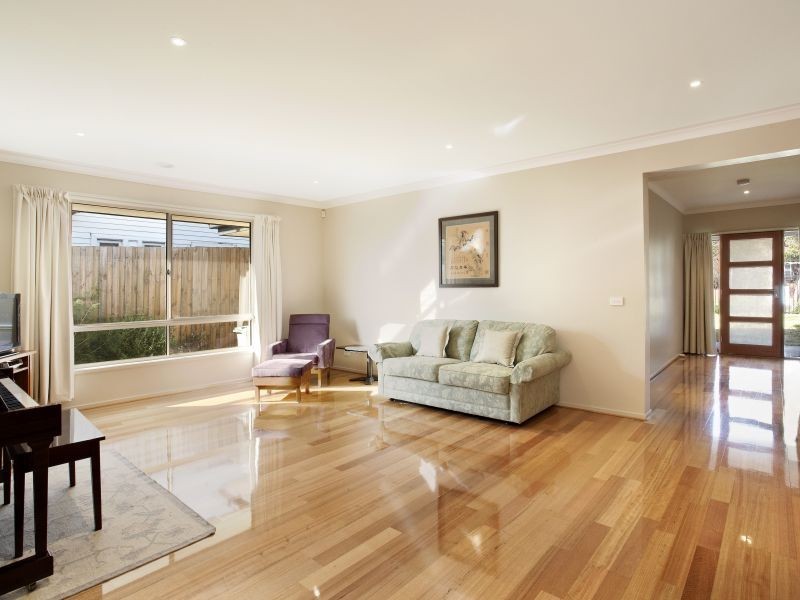 53 Roslyn Street, Burwood VIC 3125