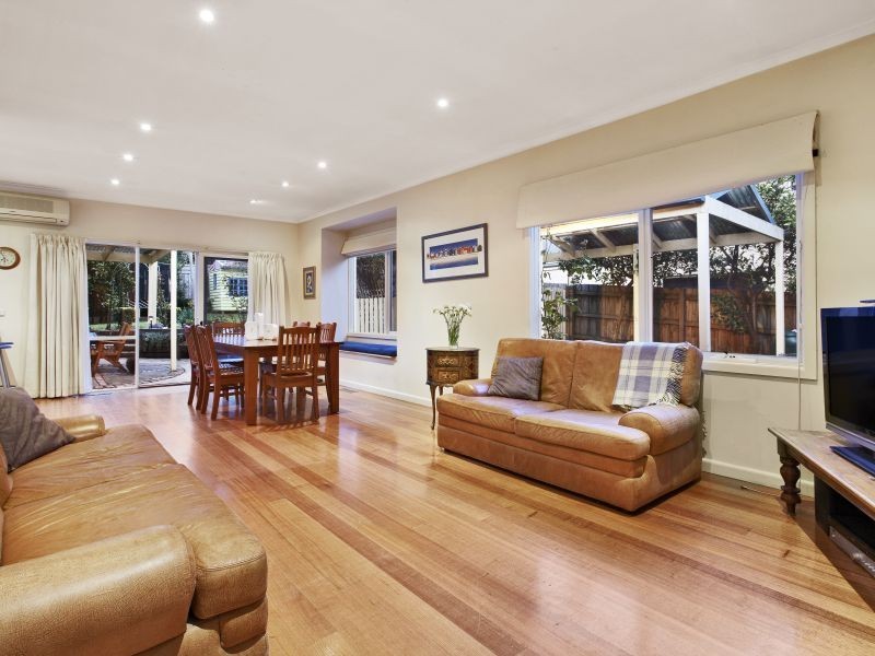 21 Halsey Street, Box Hill South VIC 3128