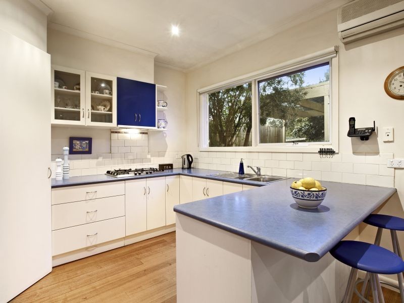 21 Halsey Street, Box Hill South VIC 3128