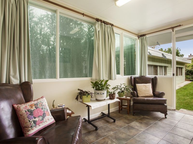 27 Banksia Street, Burwood VIC 3125