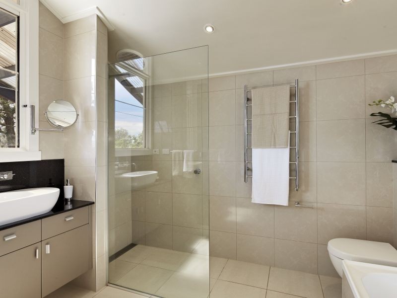 14 Bourne Road, Glen Iris VIC 3146