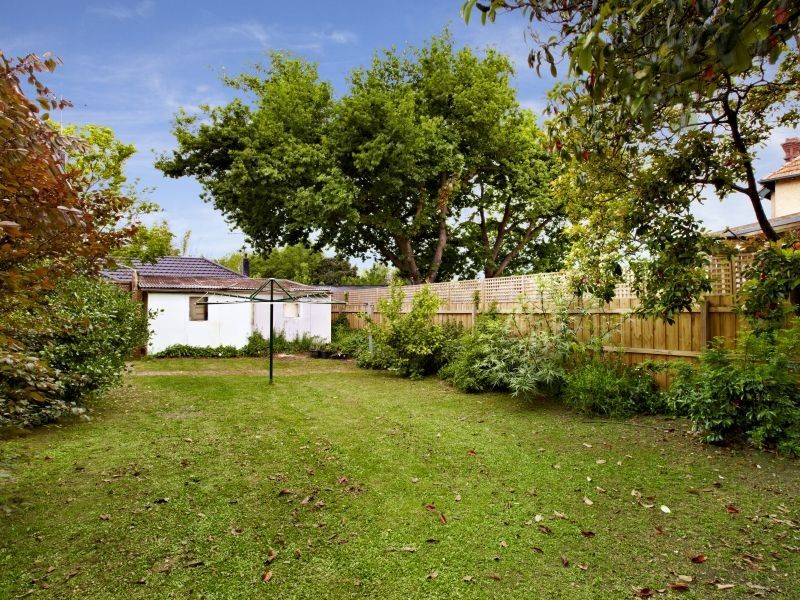 8 Florence Street, Glen Iris VIC 3146