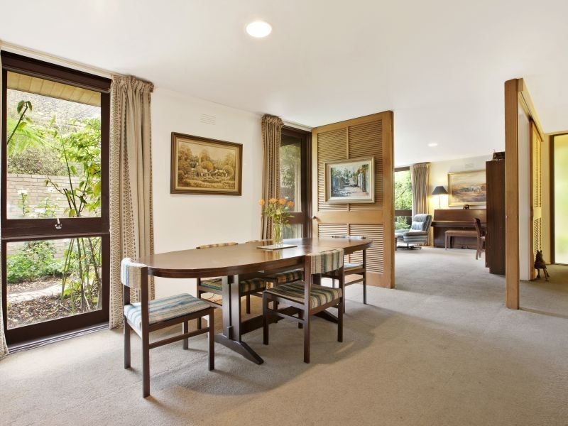 64 Wattle Valley Road, Canterbury VIC 3126