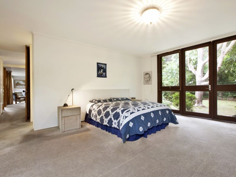 64 Wattle Valley Road, Canterbury VIC 3126